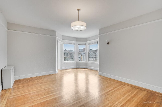 Building Photo - 1353 Filbert St