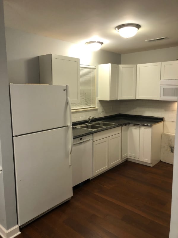 Building Photo - 139 Birdwood Ct
