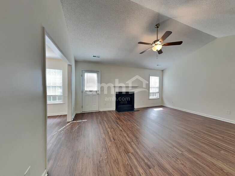 Building Photo - 5410 Bridgegate Dr