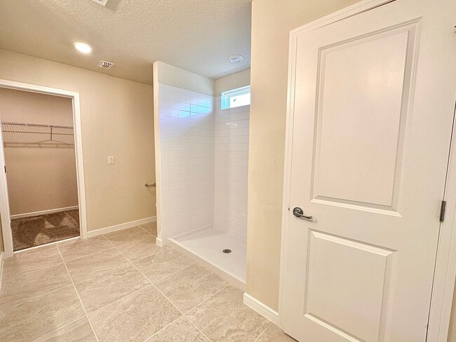 Building Photo - Beautiful Home for rent in Clermont