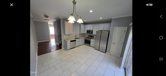 Building Photo - 650 Ganyard Farm Way