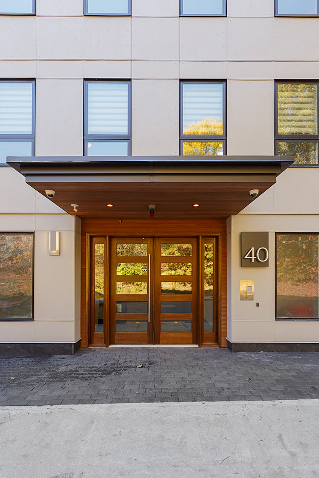 Building Photo - Longwood Terrace