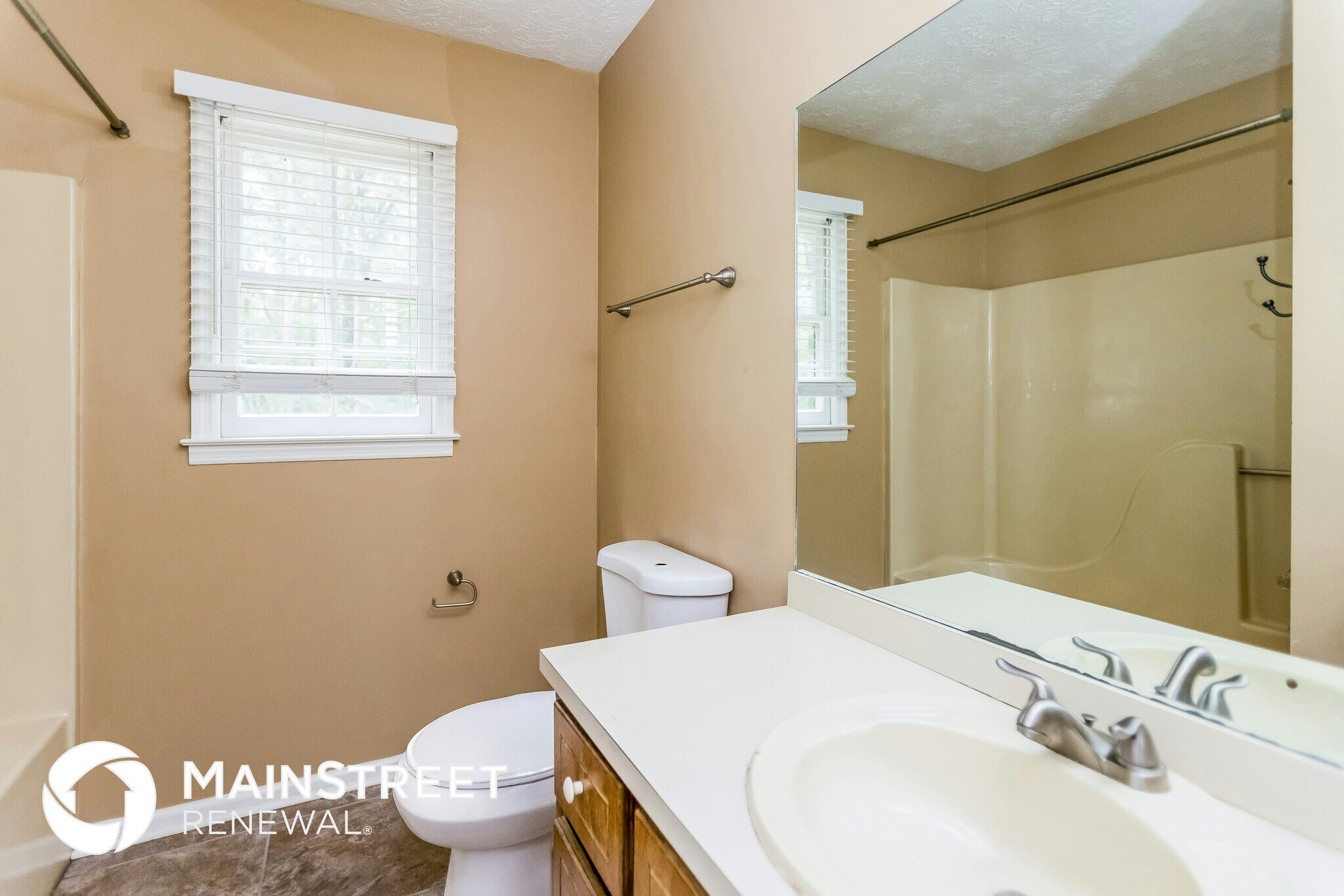 Building Photo - 5851 Taylor Creek Dr