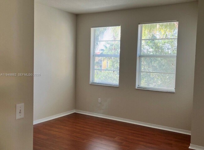 Building Photo - 11016 Legacy Dr