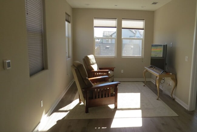 Building Photo - Modern 1 Bedroom Apartment in Desirable San Luis Ranch Homes- All Utilities Included