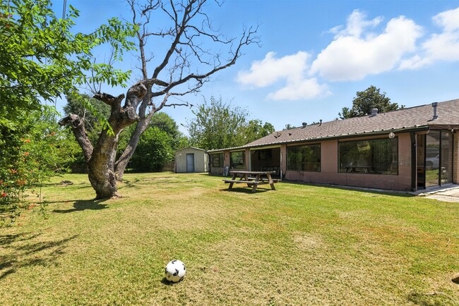 Building Photo - 4103 Sandydale Ln