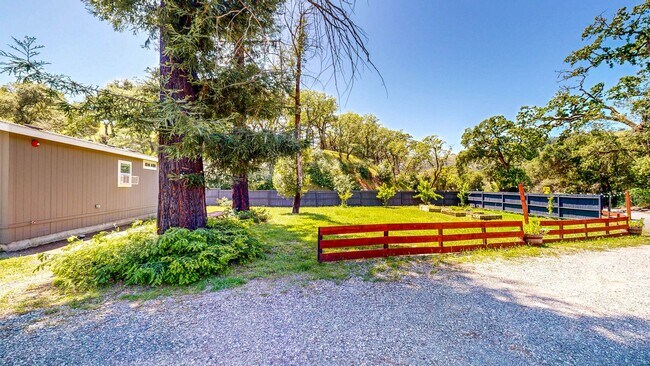Building Photo - 5326 Briggs Ranch Rd