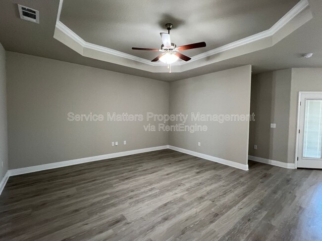 Building Photo - 5330 Parkside Dr