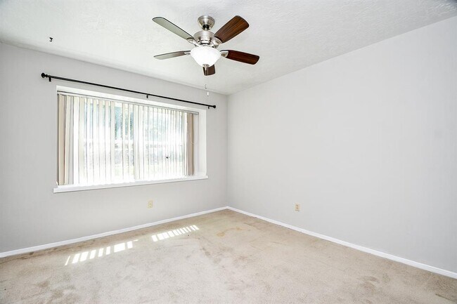 Building Photo - 9014 Mellow Brook Dr
