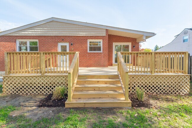 Building Photo - 312 Chalfonte Dr