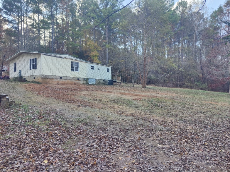 Building Photo - 136 Bunny Trail