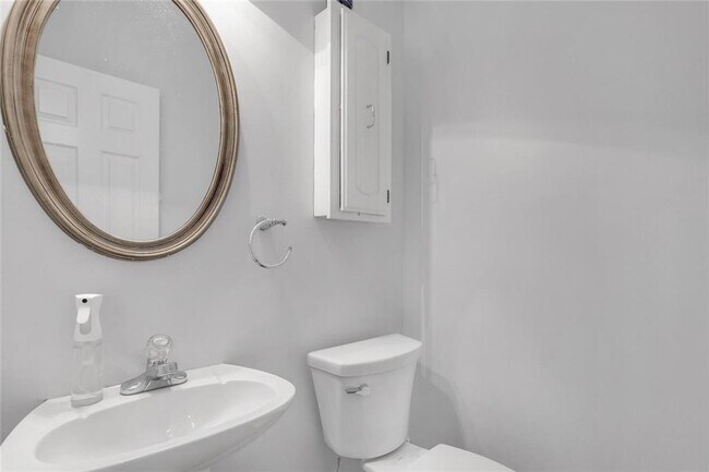 Building Photo - 4491 Plantation Mill Tr NE