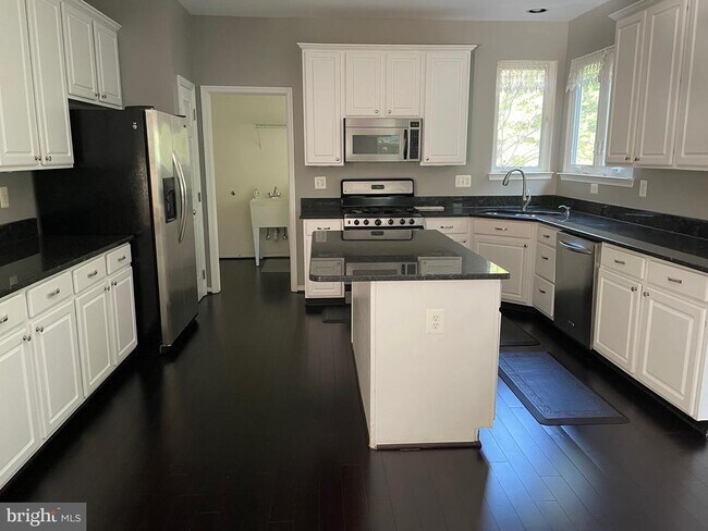 Building Photo - 5317 Poplar Valley Ct
