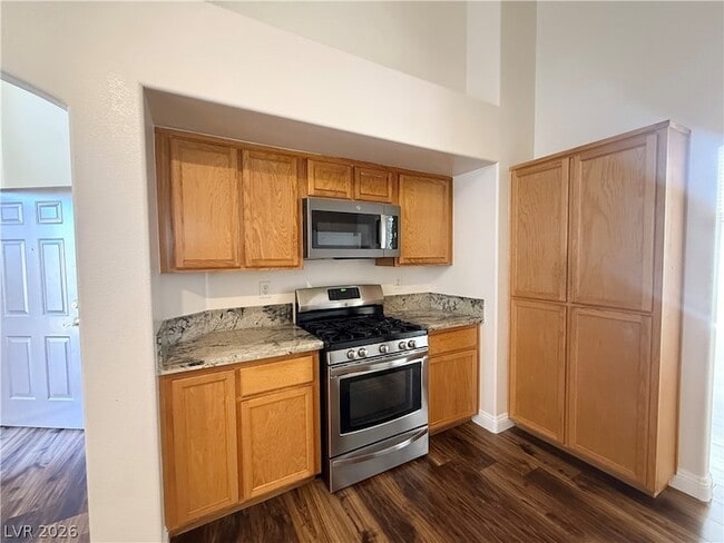 Building Photo - 853 Dancing Vines Ave