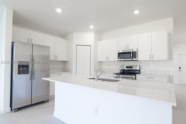 Building Photo - 17564 SW 285th St