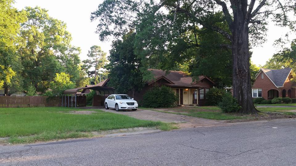 Building Photo - 1723 W 18th St