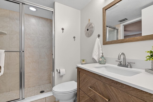 Building Photo - 3859 S Atlantic Ave