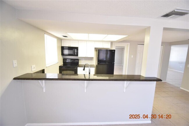 Building Photo - 3221 Topp Dr