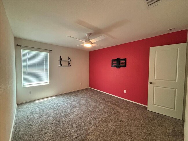 Building Photo - 21300 Bird Wing Dr