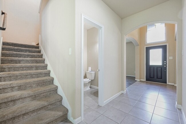 Building Photo - 7518 Profit Pine Ln