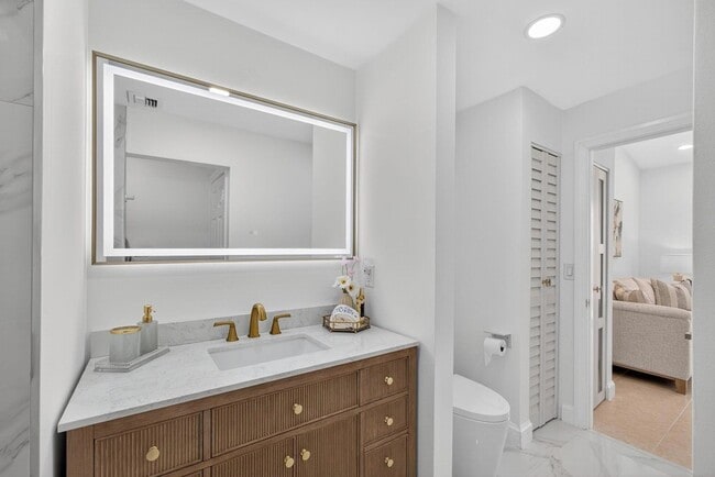 Building Photo - 479 Prestwick Cir