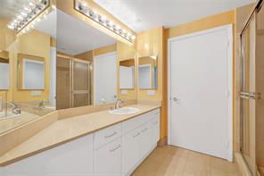 Building Photo - Point Place, Aventura, FL 33180 - 3 BR 3 BA condo