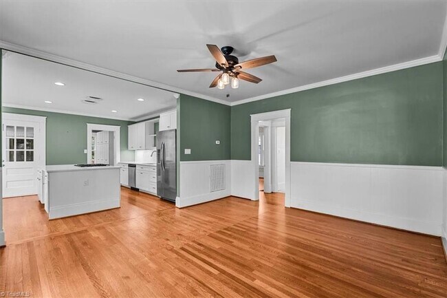 Building Photo - 213 Westover Terrace