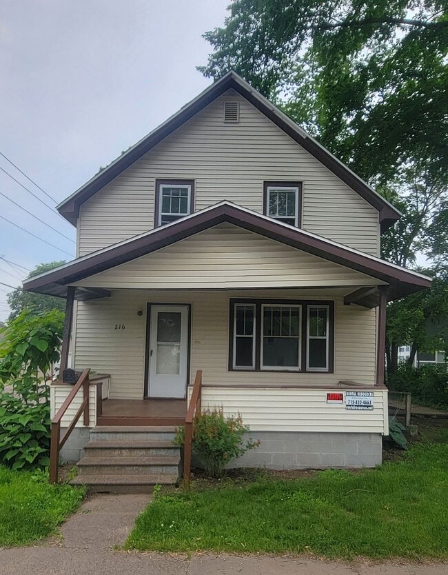 Primary Photo - 216 8th Ave