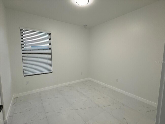 Building Photo - 1775 Glenway Ct