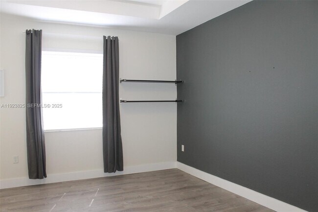 Building Photo - 17441 SW 153rd Ct