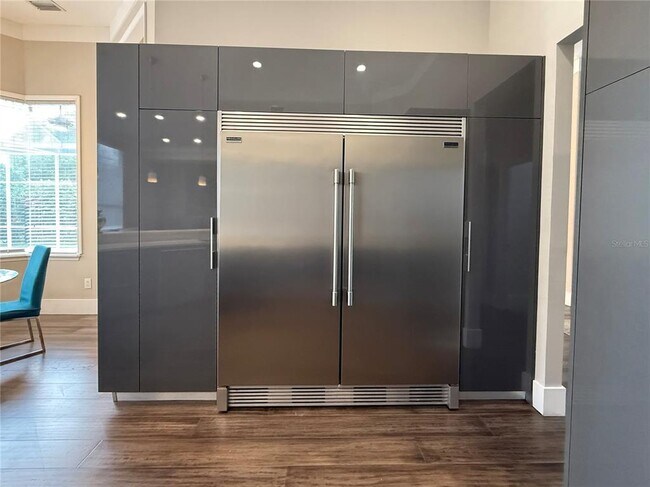 Building Photo - 2113 Grove Point Ln