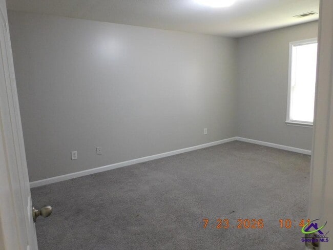 Building Photo - 128 Kingston Village Dr