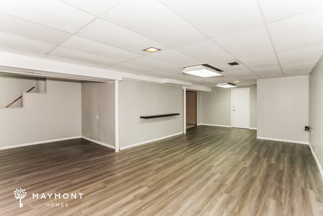 Building Photo - 5326 Delhill Dr