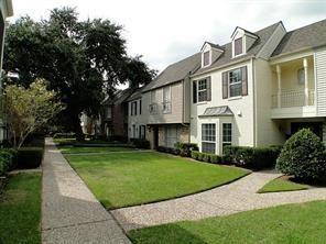 Building Photo - 13070 Trail Hollow Dr