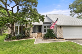 Building Photo - 303 Watts Ln