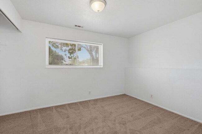 Building Photo - 3671 Cordele Cir