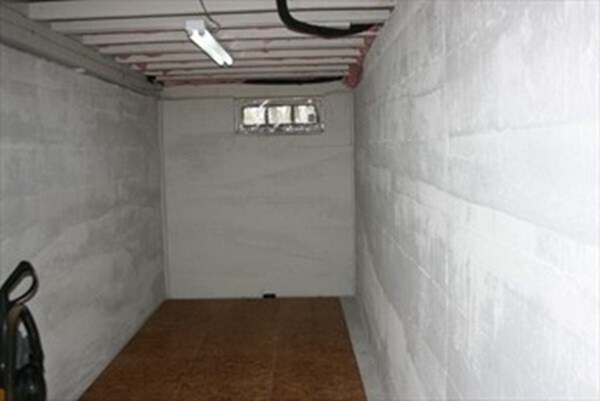 Building Photo - 4-6 Bishop St-