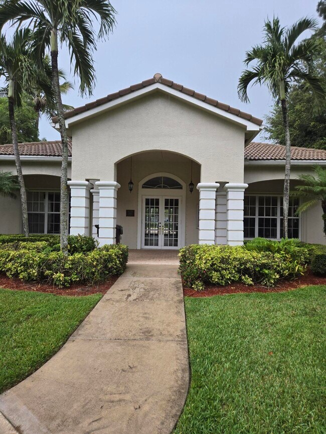 Building Photo - 4675 Palmbrooke Cir