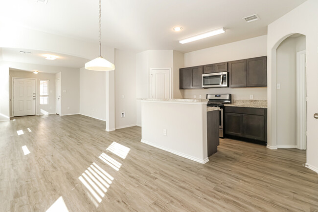 Building Photo - 3404 Cannon Dr