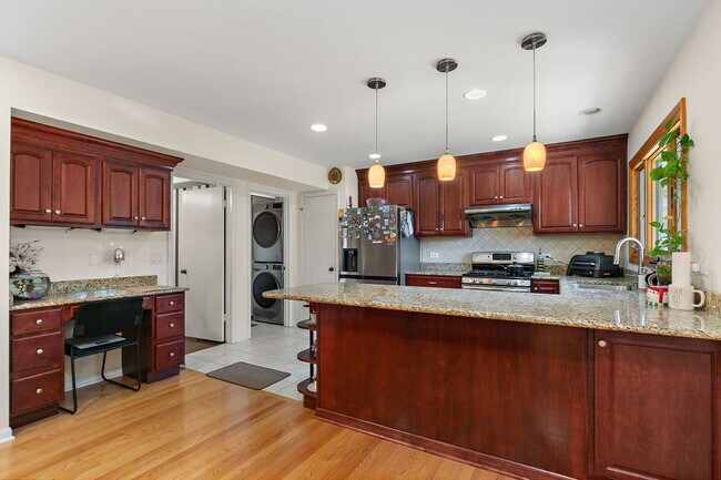 Building Photo - 1037 Conrad Ct