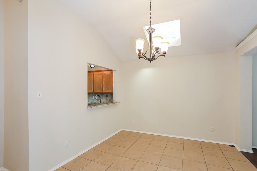 Building Photo - 5903 Fawn Meadow Trail