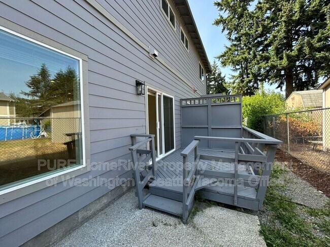Building Photo - 5203 208th St E