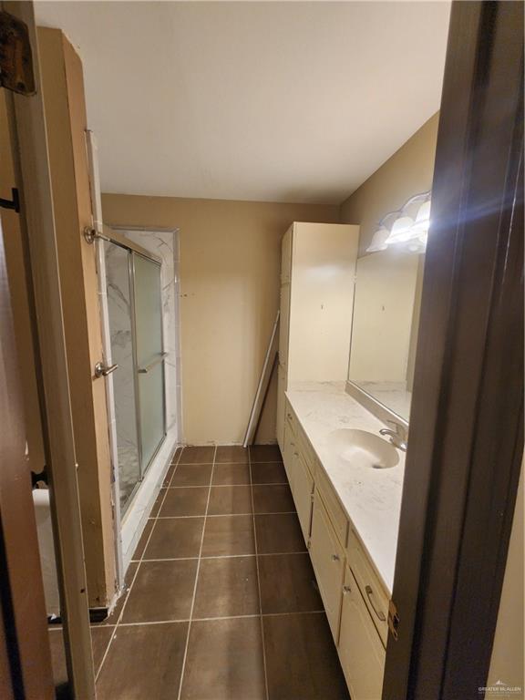 Building Photo - 14 Toronto Ave