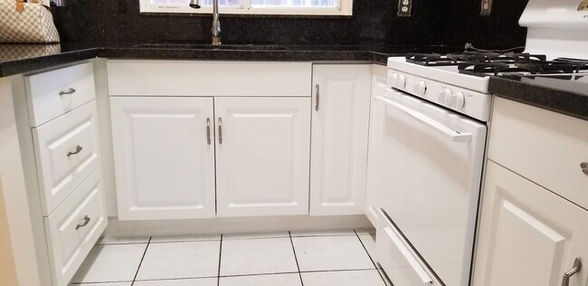 Building Photo - 9362 NW 121st St