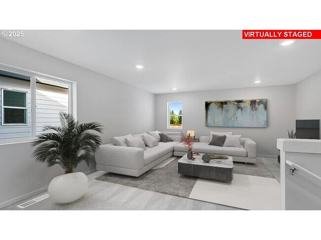 Building Photo - 439 SW 32nd St