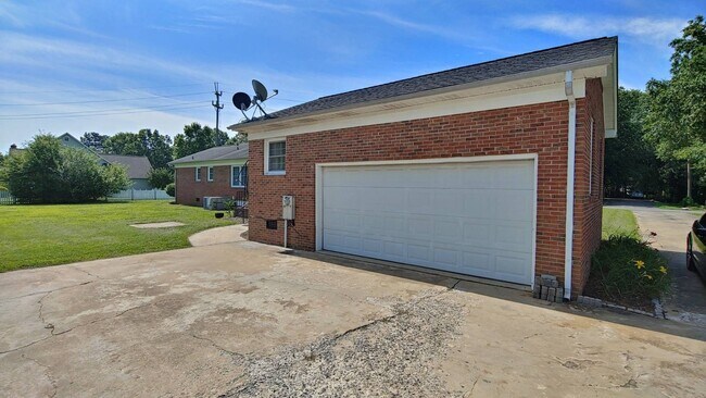 Building Photo - Exclusively offered by MUSE REALTY, LLC