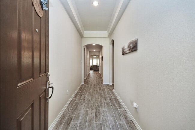 Building Photo - 25119 Sundance Park Ln