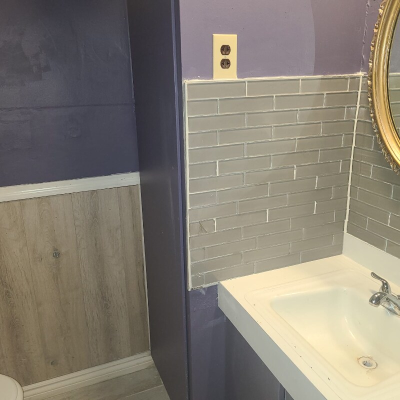 Building Photo - 7006 Clement Ave