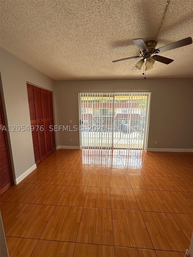 Building Photo - 4159 SW 66th Ln