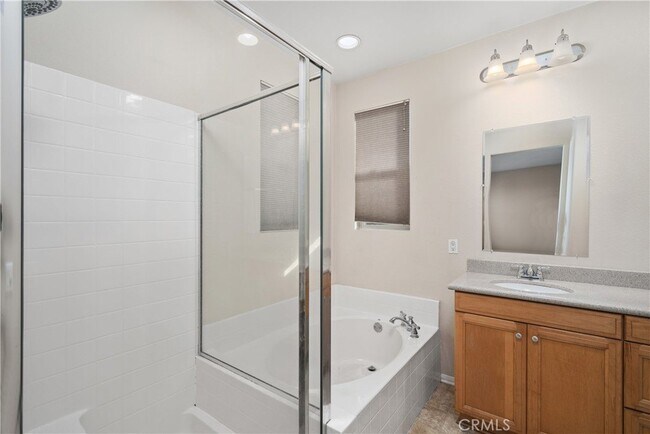 Building Photo - 534 N Cabernet Dr